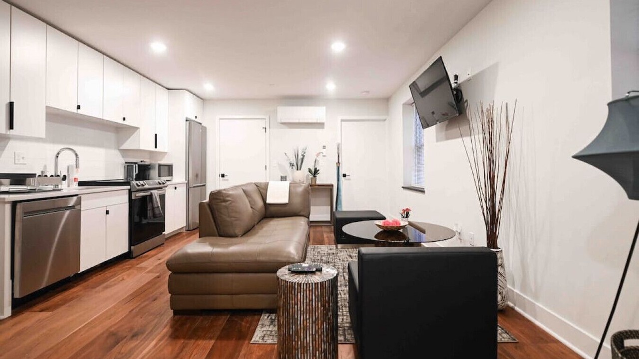 Photo of Livingroom in Mill River