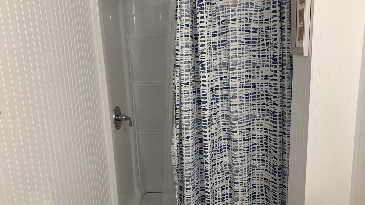 Photo of Bathroom in Ocean Park