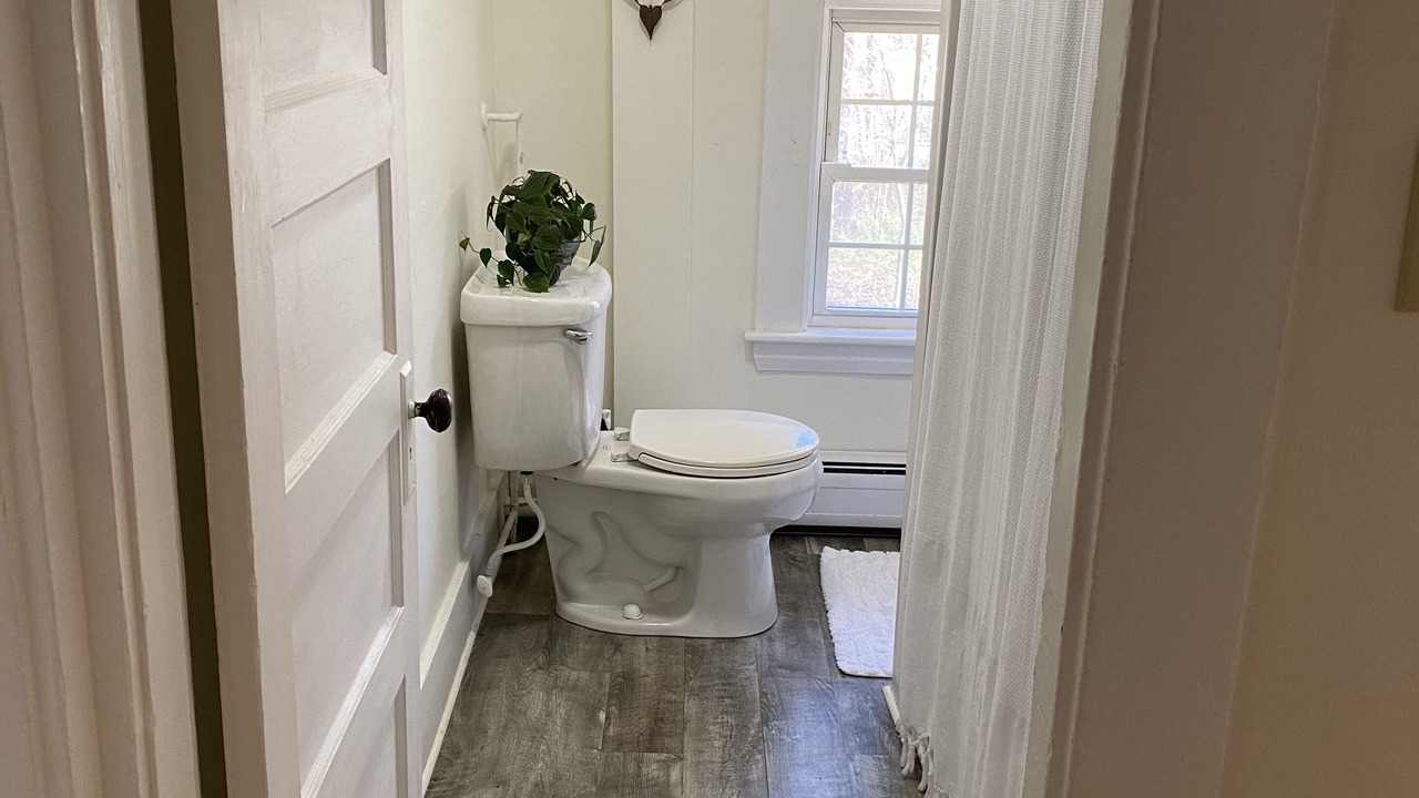 Photo of Bathroom in York Harbor