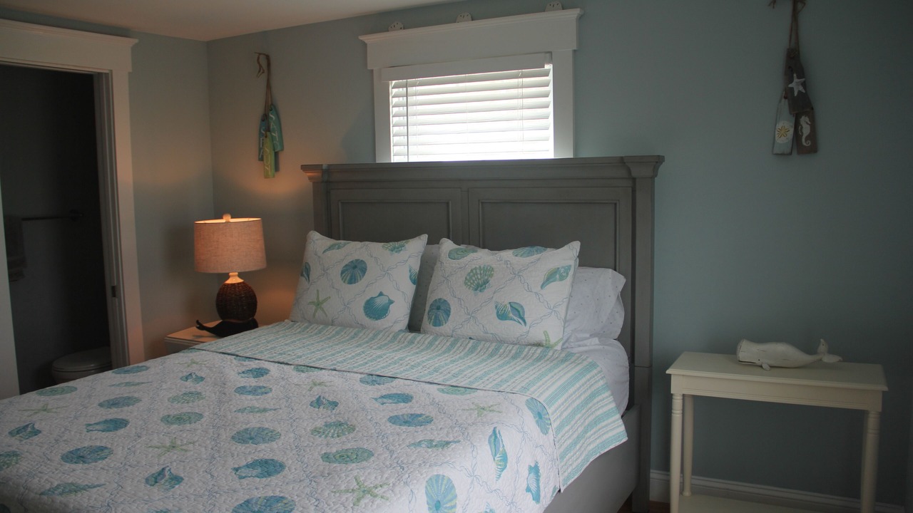 Photo of Bedroom in West Yarmouth