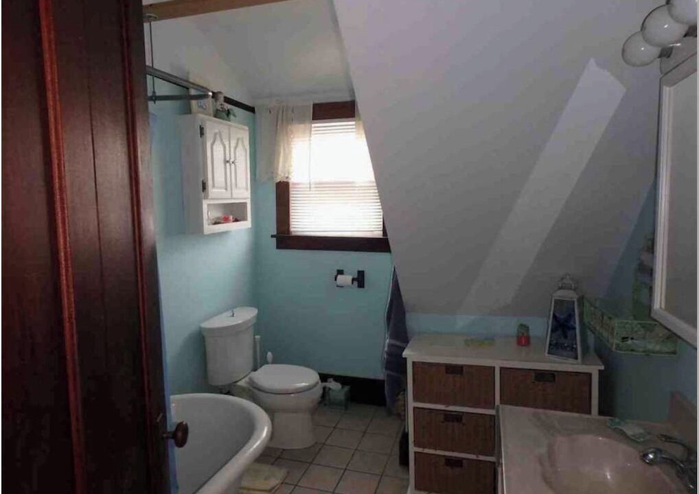 Photo of Bathroom in Ocean Park