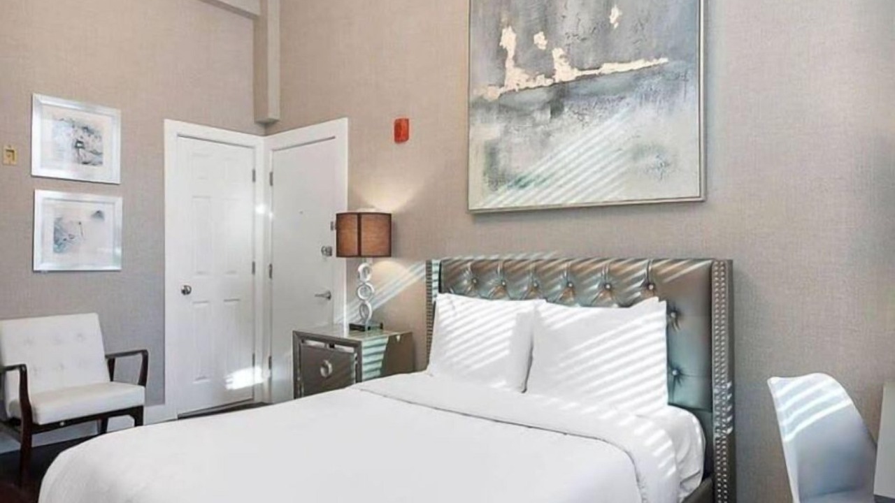 Photo of Bedroom in Bay Village