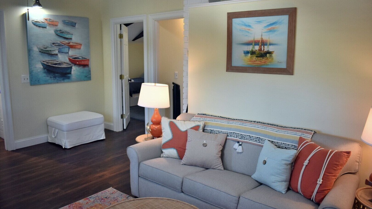 Photo of Livingroom in Fifth Ward