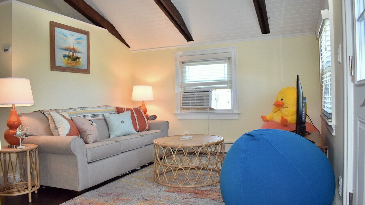 Photo of Livingroom in Fifth Ward