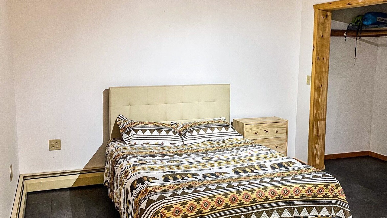 Photo of Bedroom in North Creek
