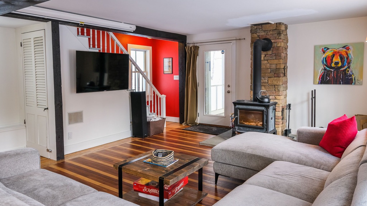 Photo of Livingroom in Ludlow