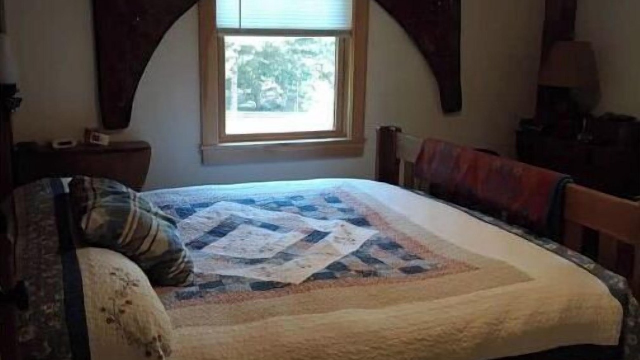 Photo of Bedroom in West Tisbury