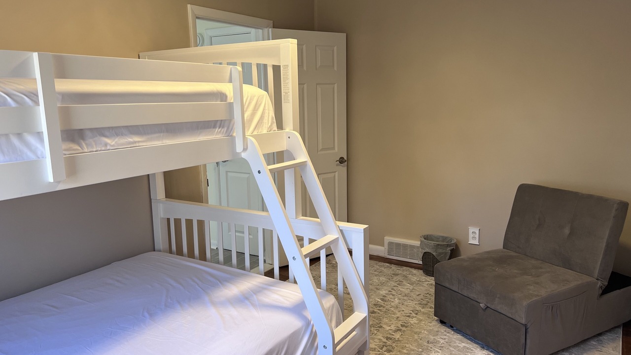 Photo of Bedroom in Cutchogue
