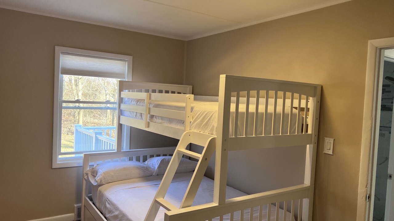 Photo of Bedroom in Cutchogue