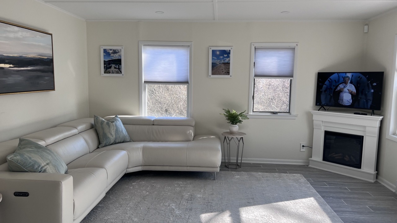 Photo of Livingroom in Cutchogue