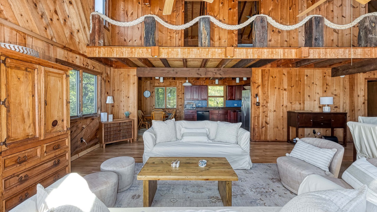 Photo of Livingroom in Fire Island Pines