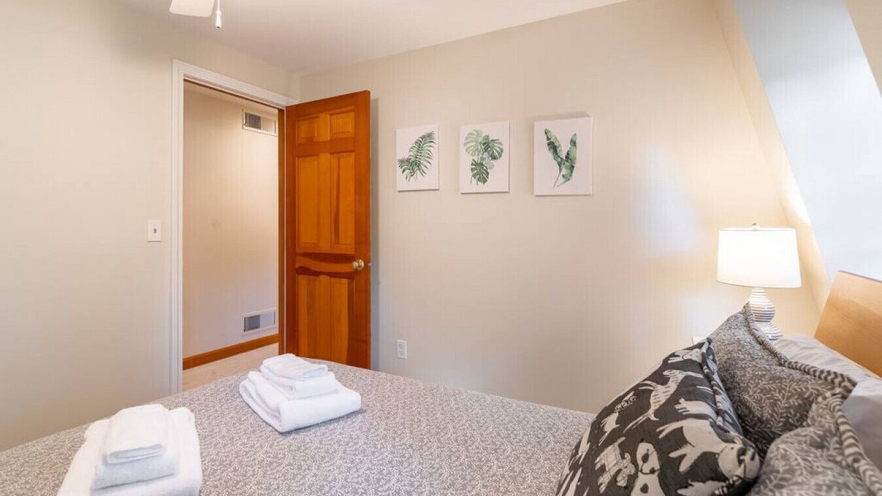 Photo of Bedroom in Newport East