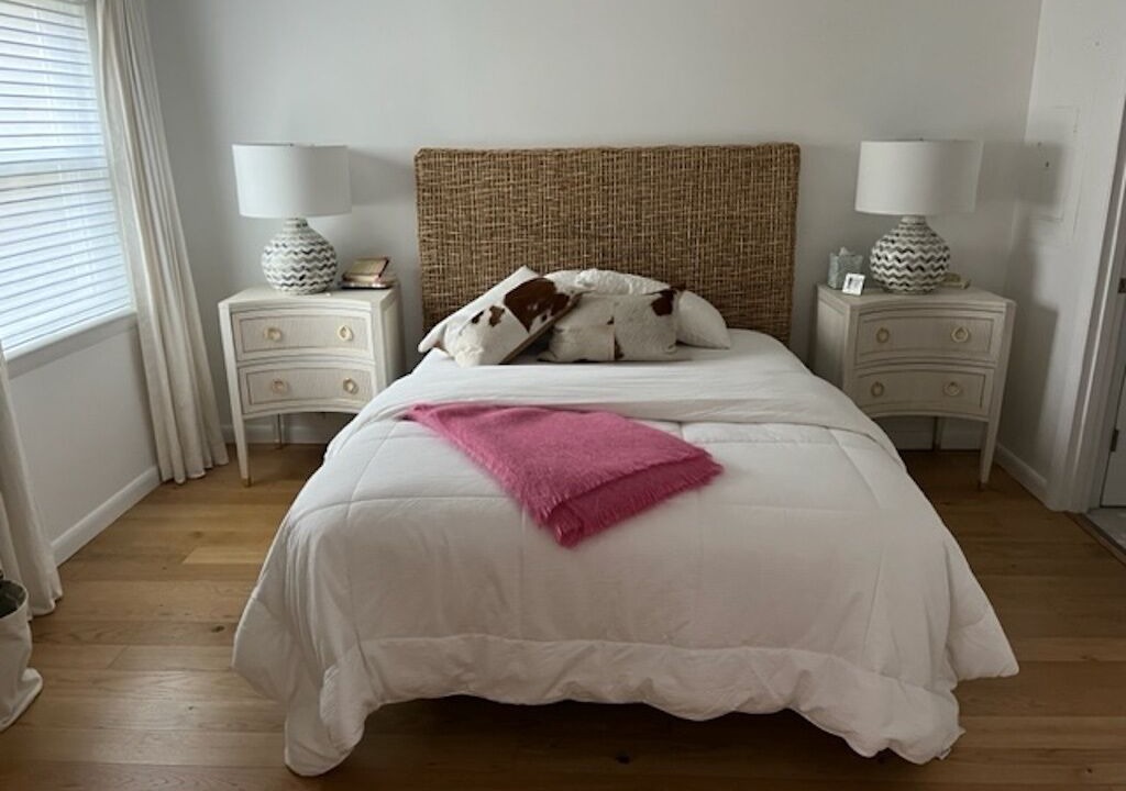 Photo of Bedroom in Bellevue Avenue Historic District