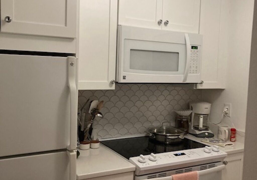 Photo of Kitchen in Bellevue Avenue Historic District