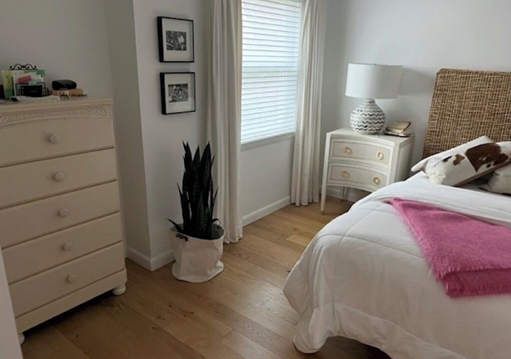 Photo of Bedroom in Bellevue Avenue Historic District