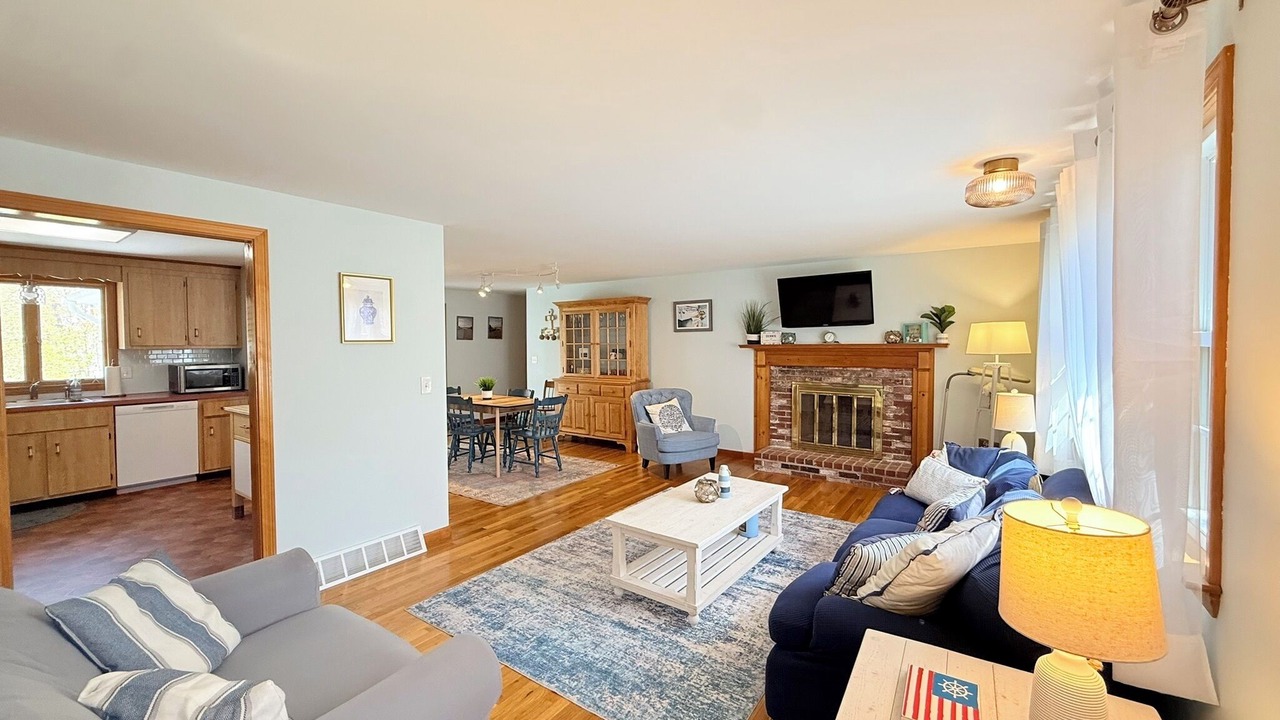 Photo of Livingroom in East Dennis