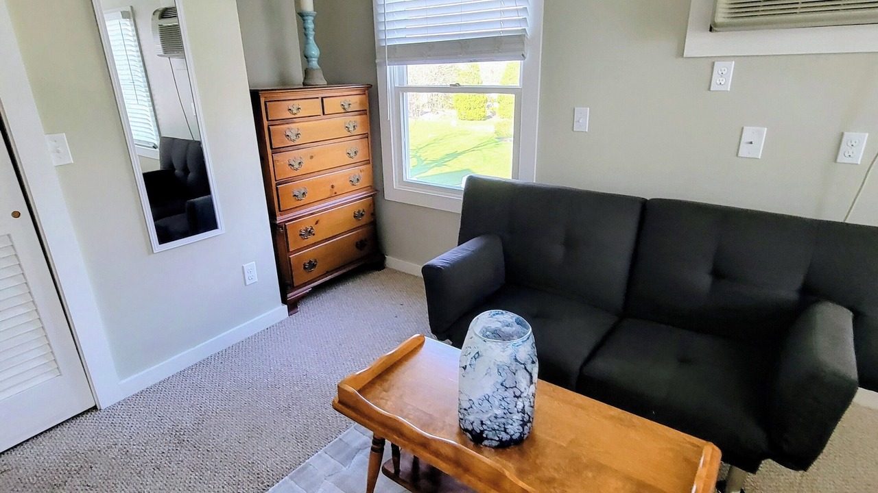 Photo of Livingroom in Charlestown