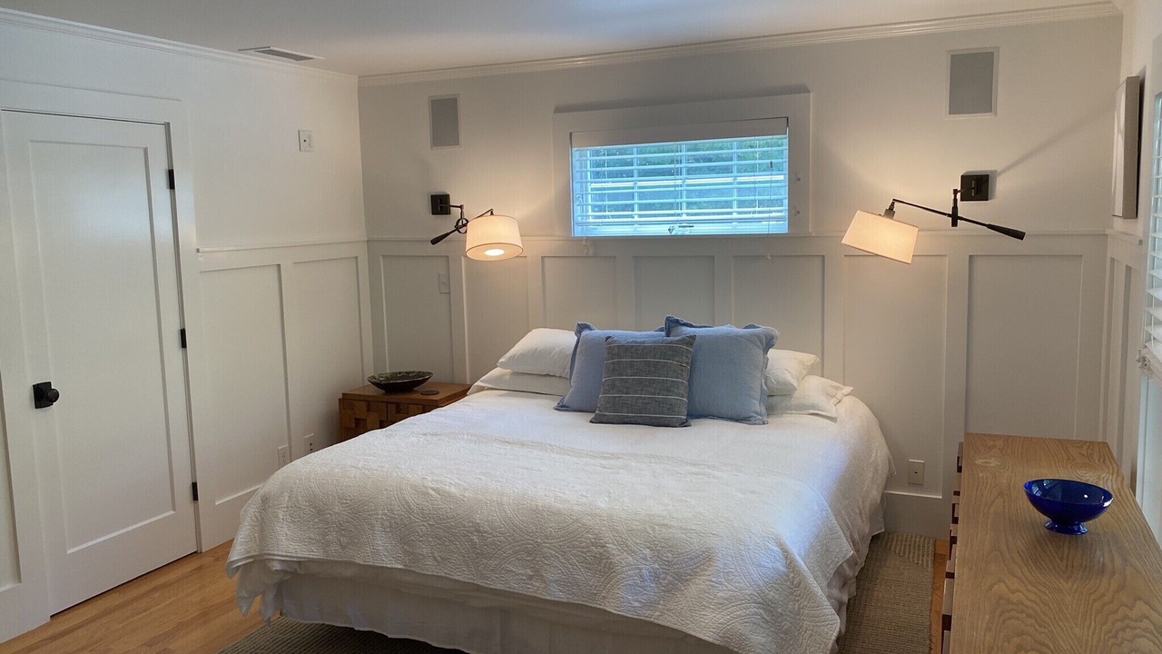 Photo of Bedroom in Oak Bluffs
