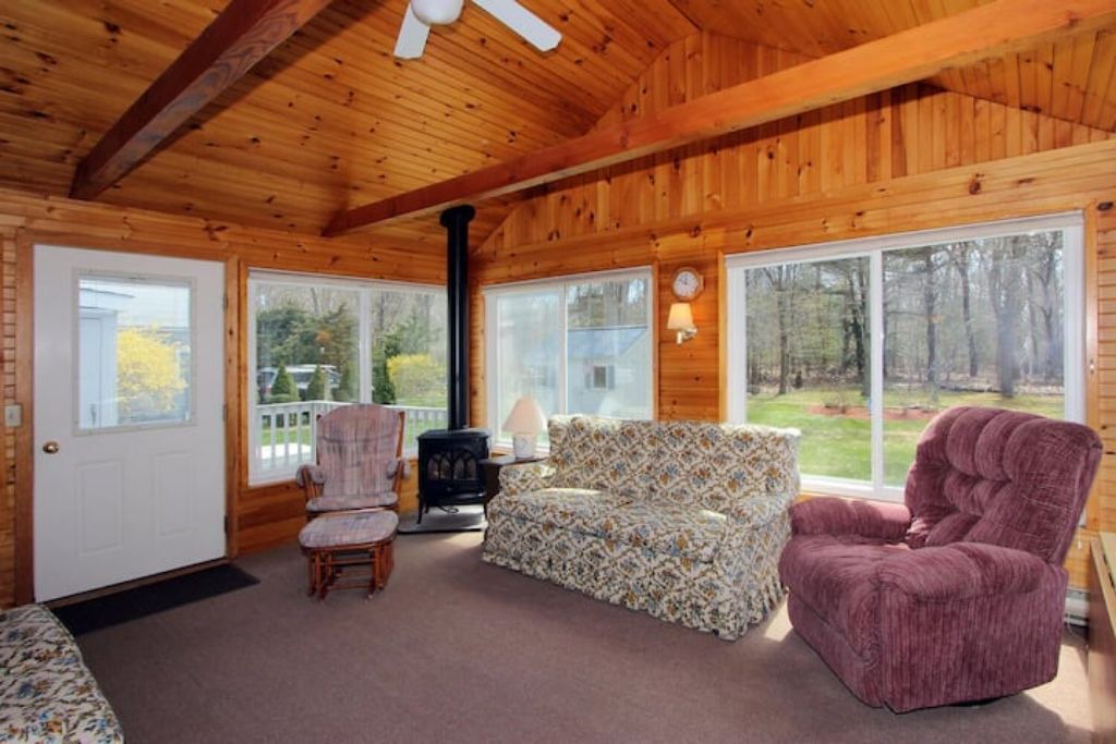 Photo of Livingroom in Dennis