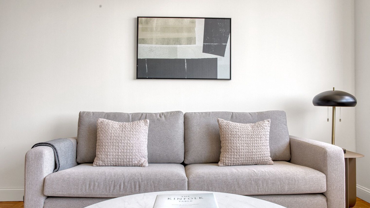 Photo of Livingroom in Fenway–Kenmore