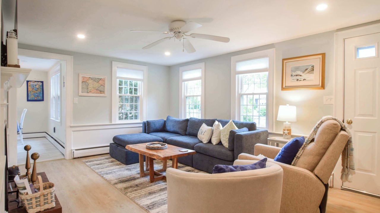 Photo of Livingroom in Bass River