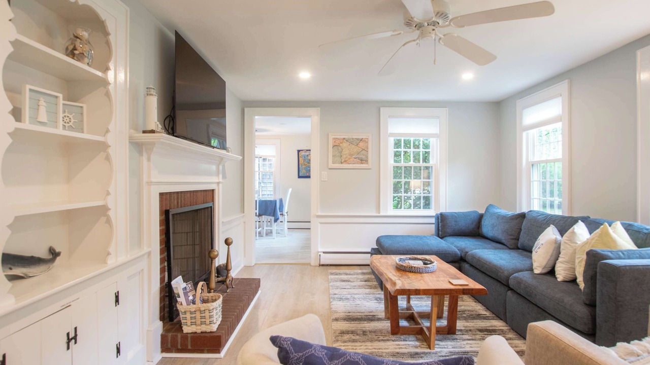 Photo of Livingroom in Bass River