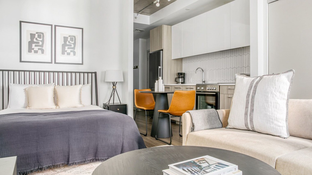 Photo of Bedroom in MIT
