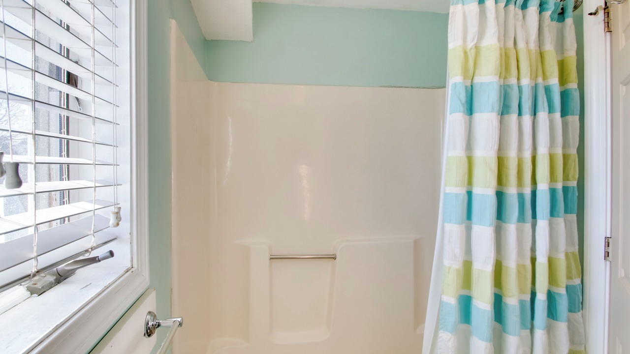 Photo of Bathroom in Ocean Park