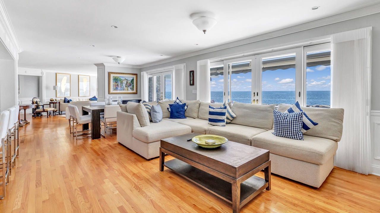 Photo of Livingroom in Lordship