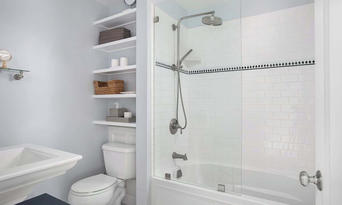 Photo of Bathroom in The Point