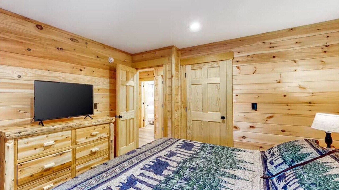 Photo of Bedroom in Carrabassett Valley