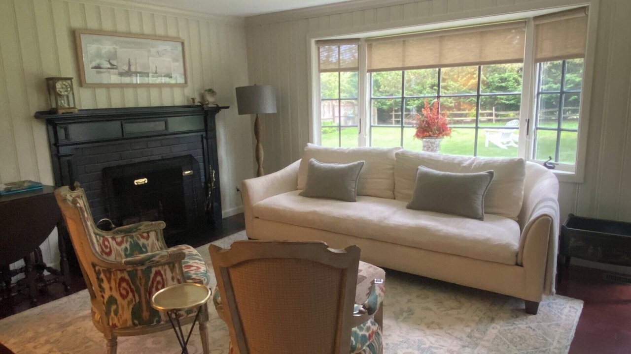 Photo of Livingroom in Water Mill