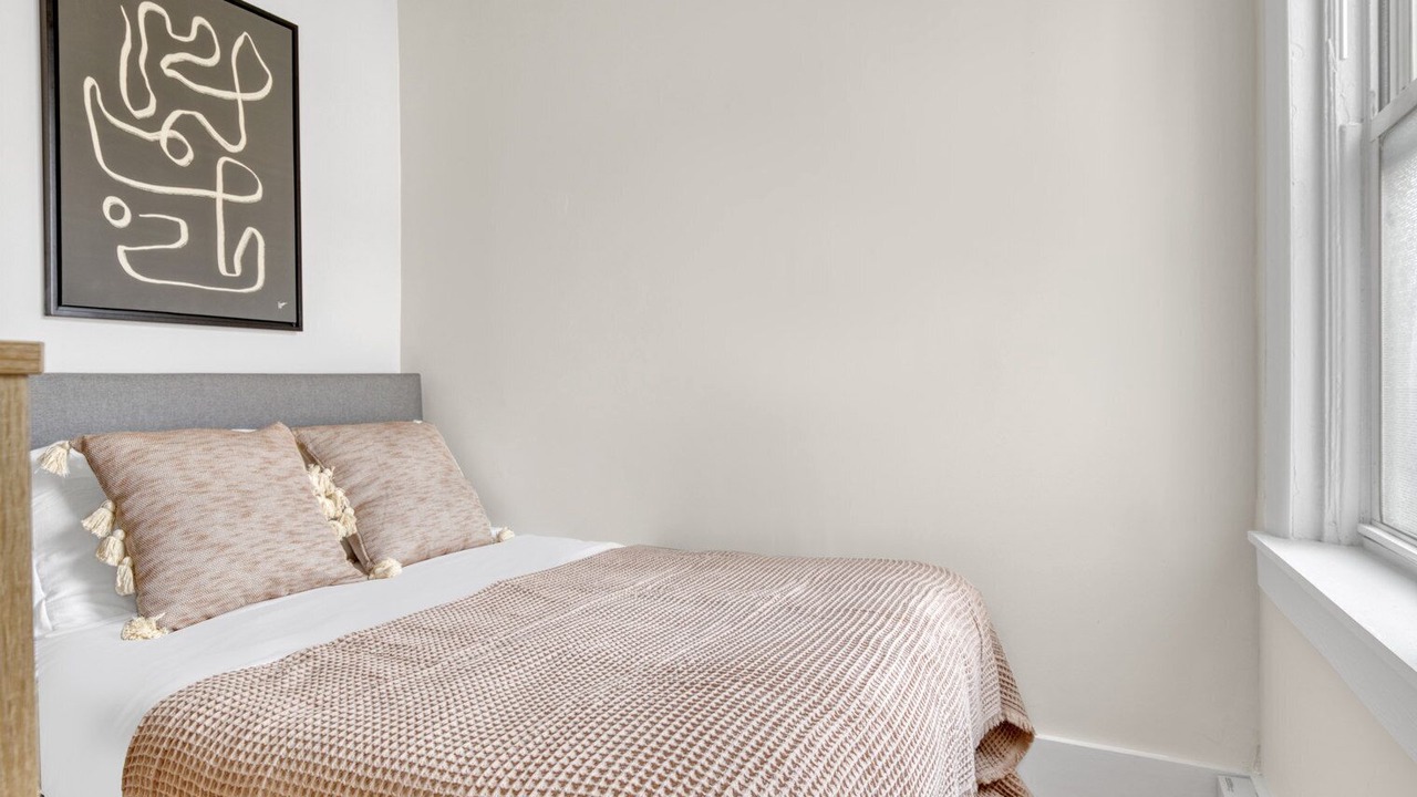 Photo of Bedroom in North End