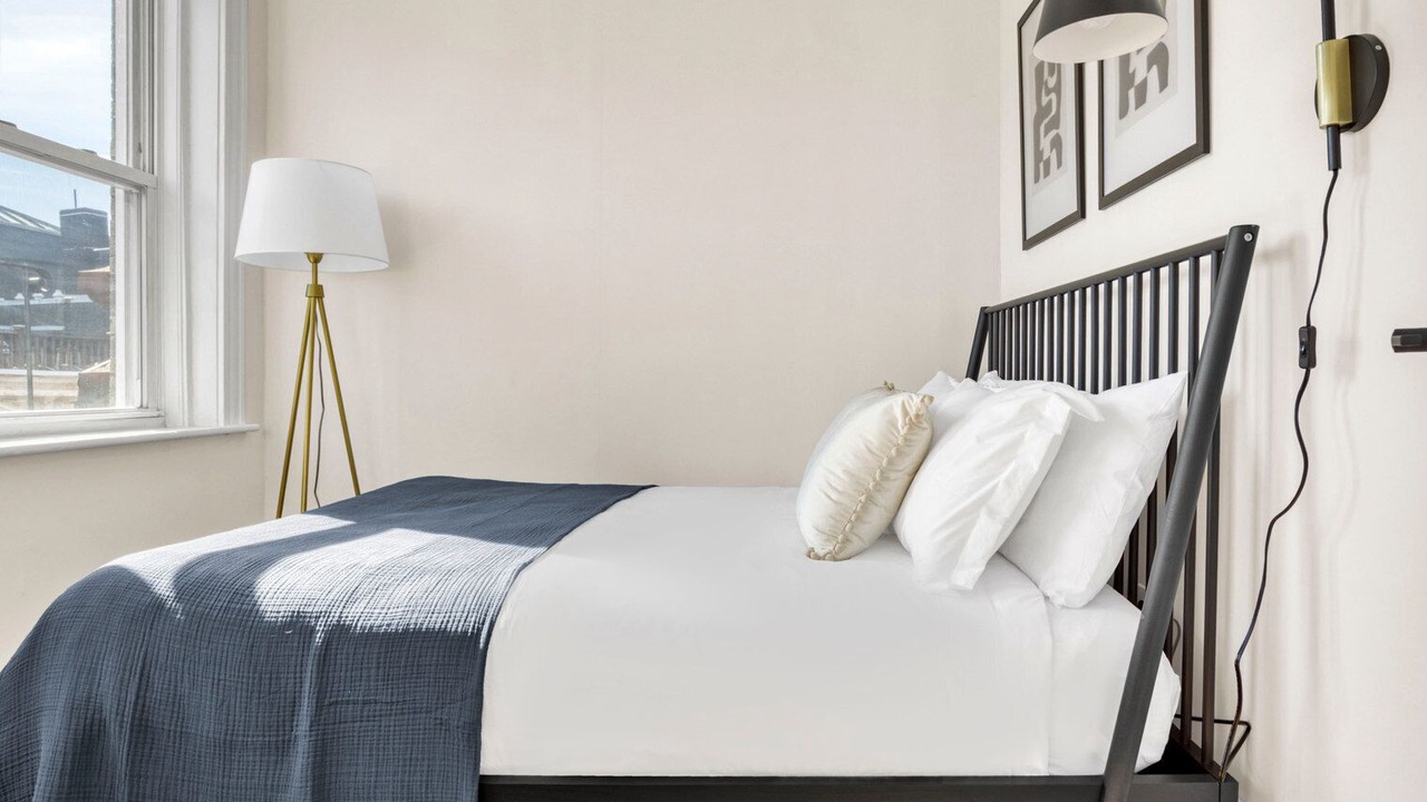 Photo of Bedroom in North End