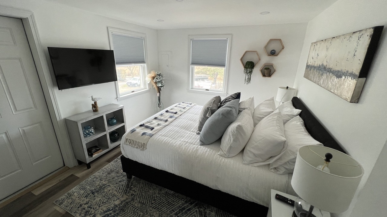 Photo of Bedroom in Tisbury