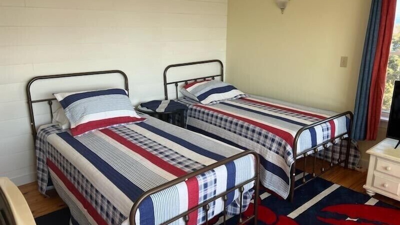 Photo of Bedroom in Weekapaug