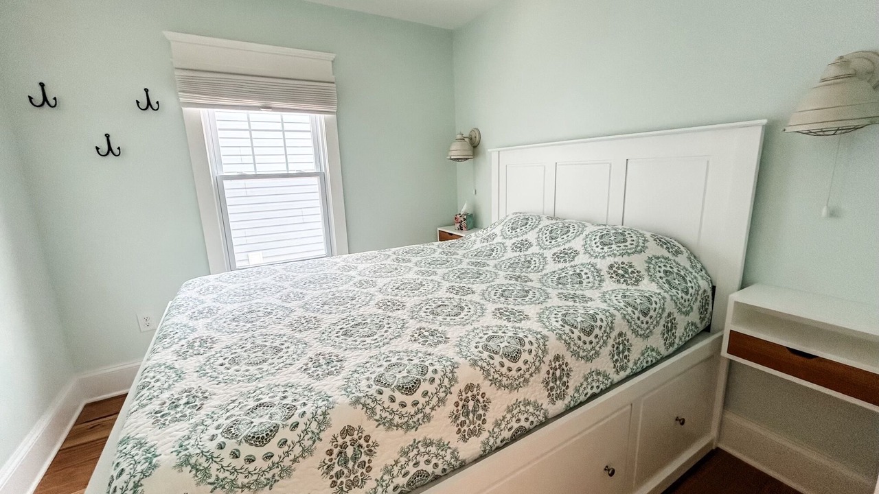 Photo of Bedroom in Ship Bottom