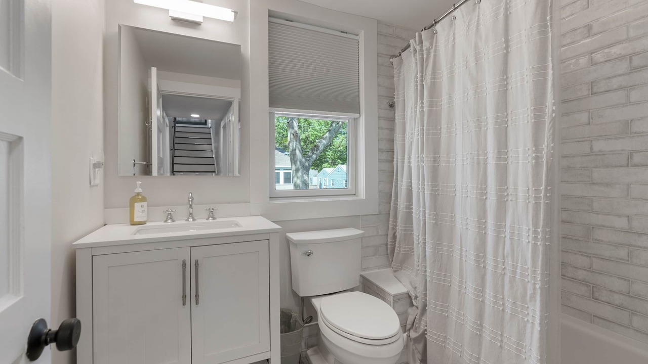 Photo of Bathroom in Old Orchard Beach