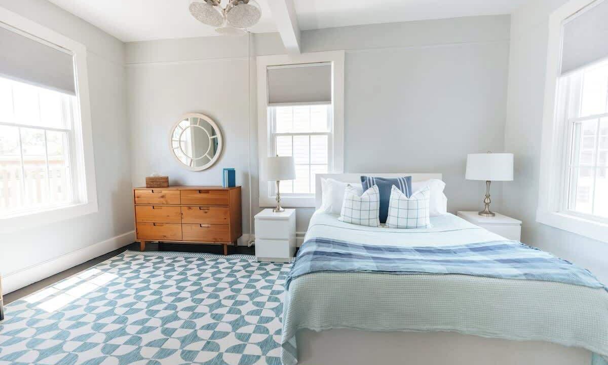 Photo of Bedroom in Bellevue Avenue Historic District