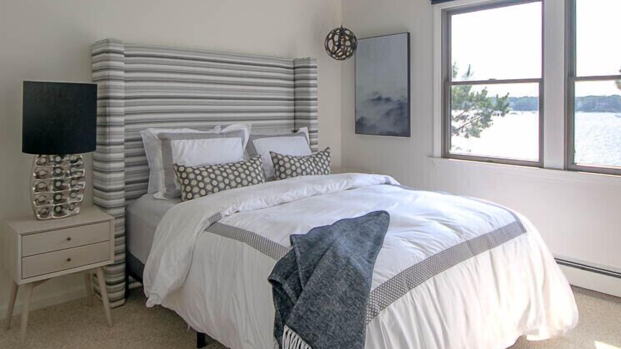 Photo of Bedroom in Waquoit Village