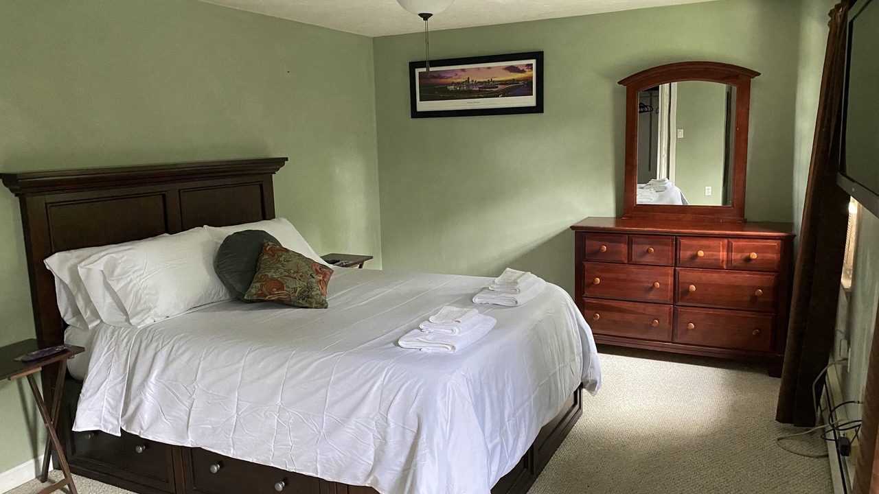 Photo of Bedroom in Cotuit