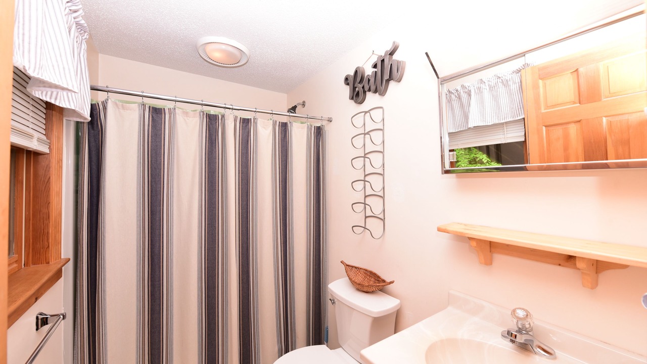 Photo of Bathroom in Eidelweiss Village