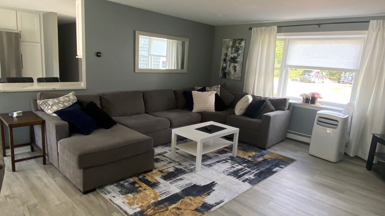 Photo of Livingroom in Northwest Harwich