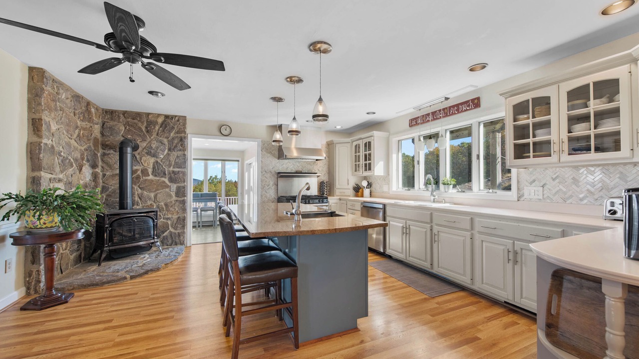 Photo of Kitchen in West Paris