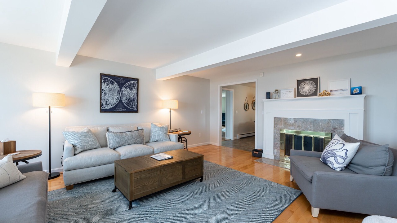 Photo of Livingroom in Hampton