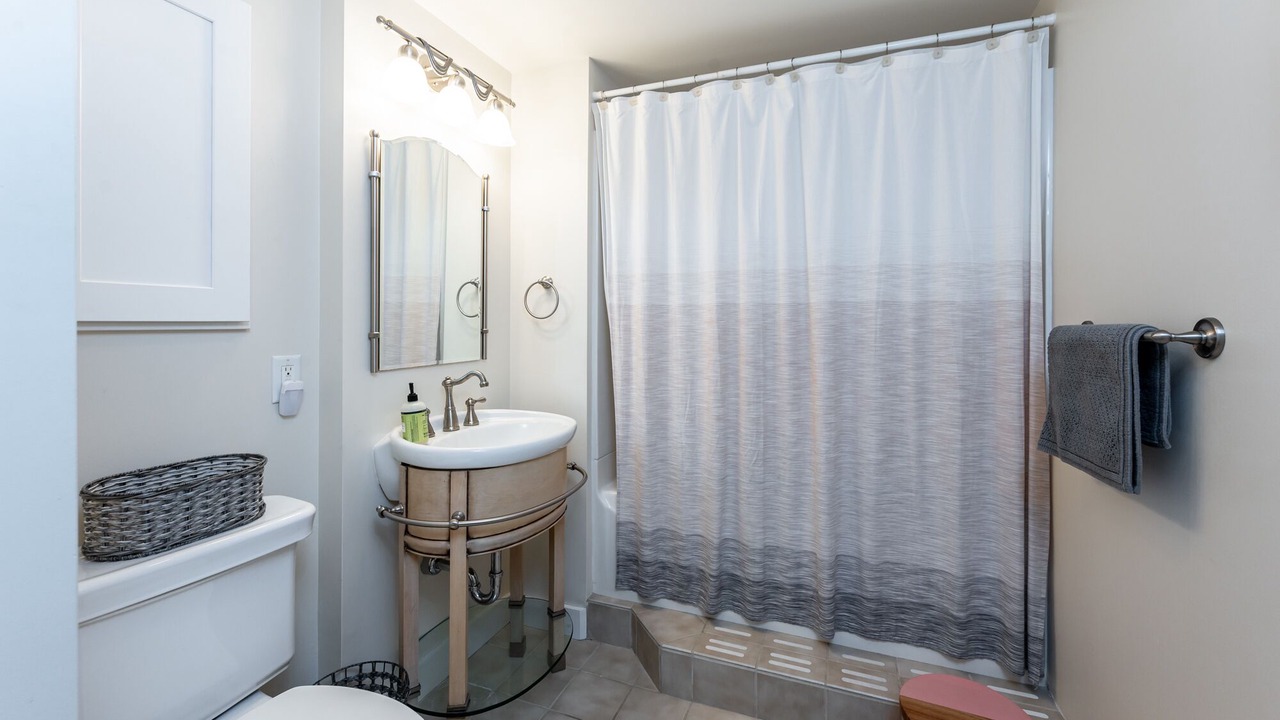 Photo of Bathroom in Hampton