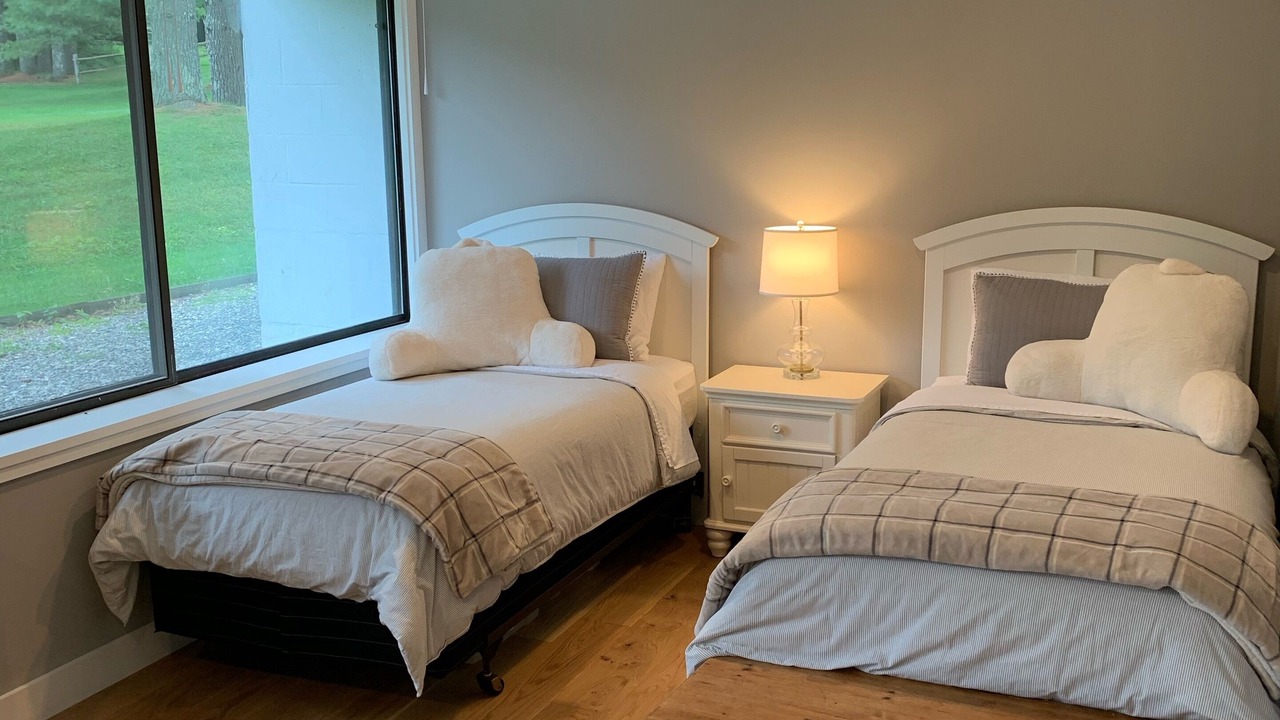 Photo of Bedroom in Warren