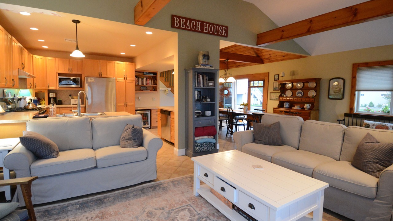 Photo of Livingroom in Morgan Point