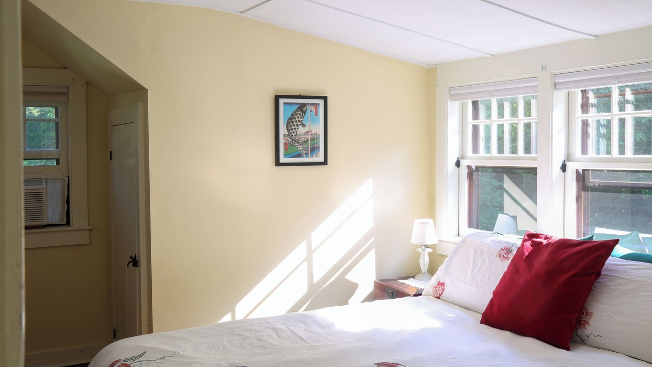 Photo of Bedroom in Cummington