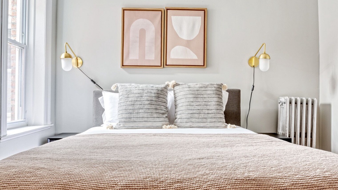 Photo of Bedroom in Aspinwall Hill